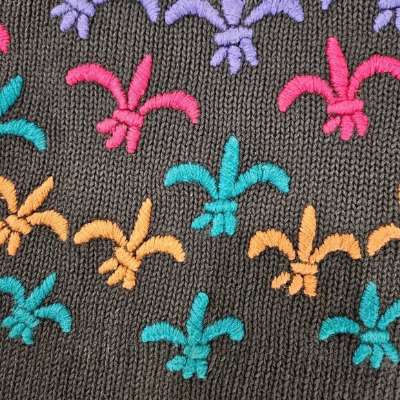 Le Moda Small Vintage Fleur-de-lis Y2K Hand Loomed & Embroidered Black Sweater - Picture 3 of 9